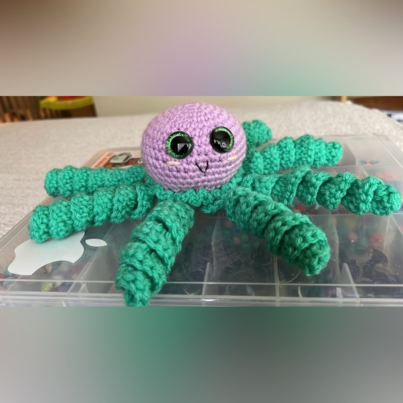 Crocheted Octopus 🐙 - Picture 3 of 8